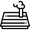 Schwarzes Icon eines Hausdachs mit einem Schornstein – stilisierte Darstellung eines Gebäudedachs in Linienoptik.